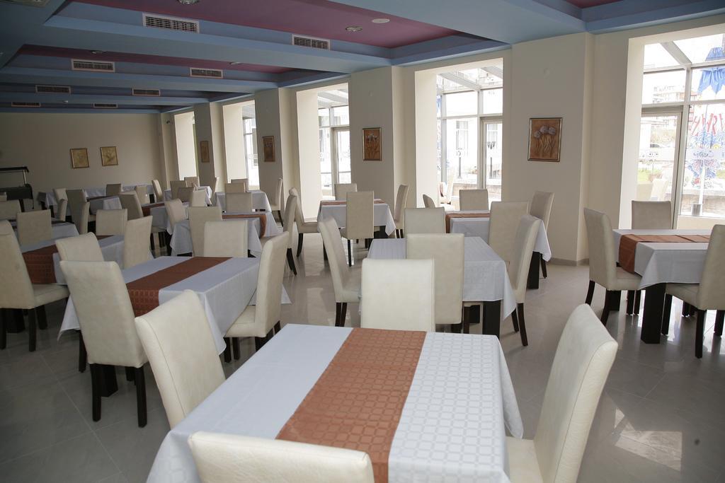 Melsa Coop Hotel Nesebar Luaran gambar